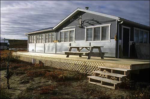 Peterson'S Point Lake Lodge Yellowknife Luaran gambar