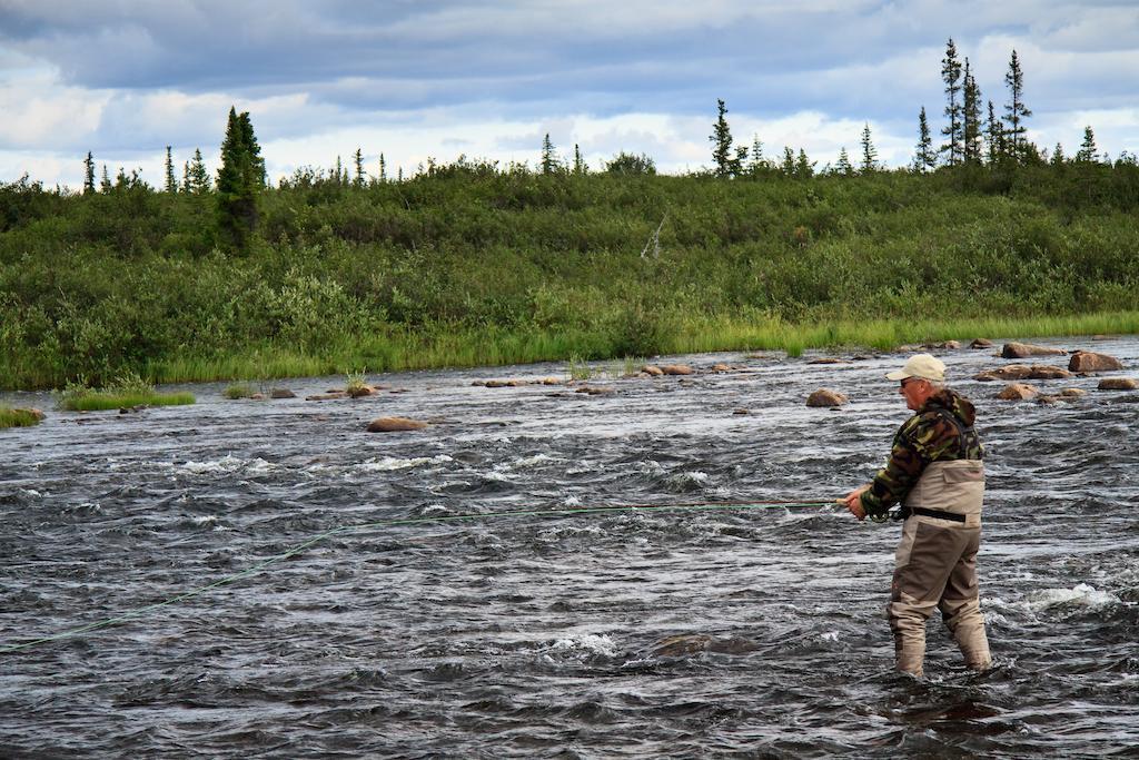 Peterson'S Point Lake Lodge Yellowknife Luaran gambar